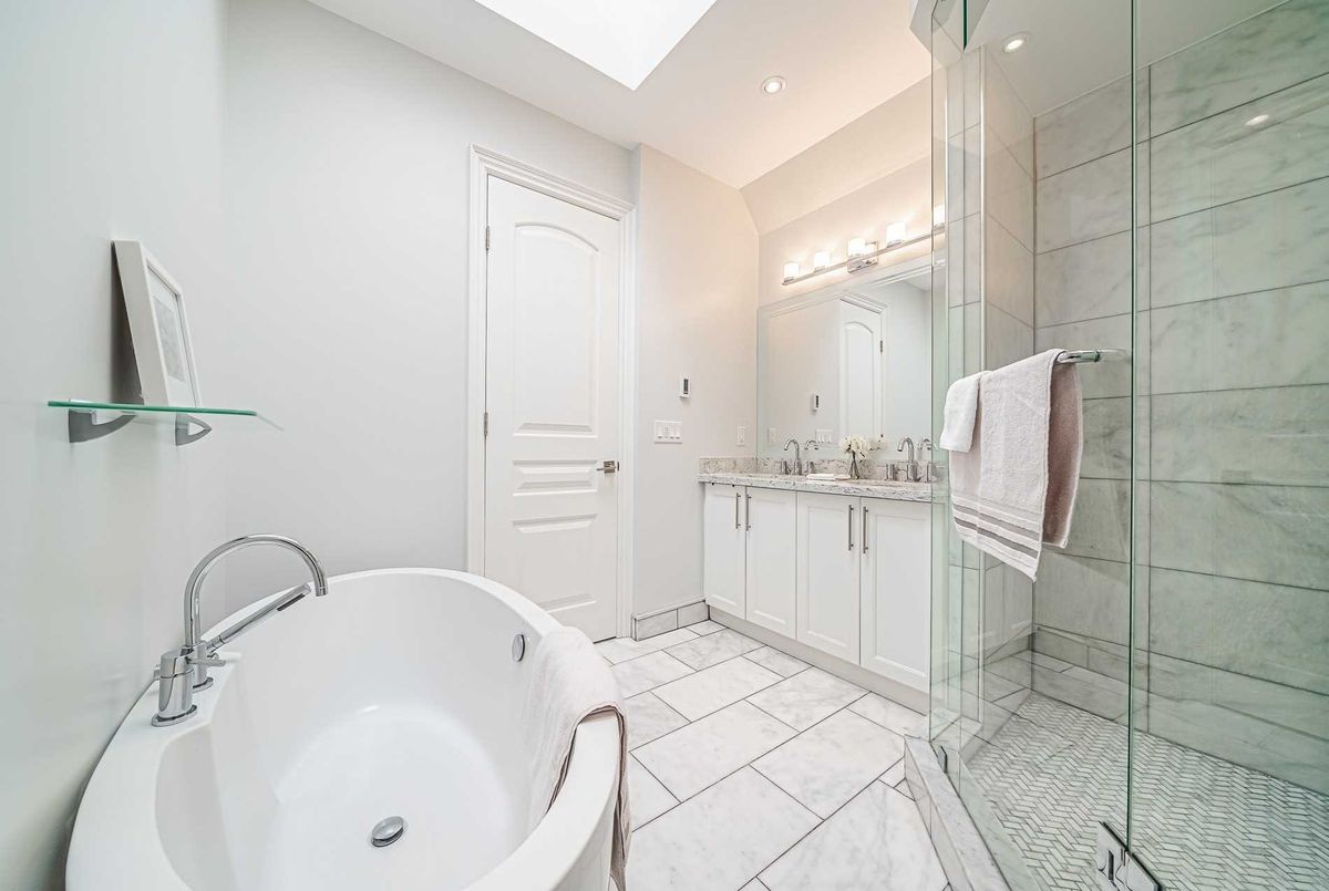 56 Donlea Dr 56 Donlea Dr Toronto