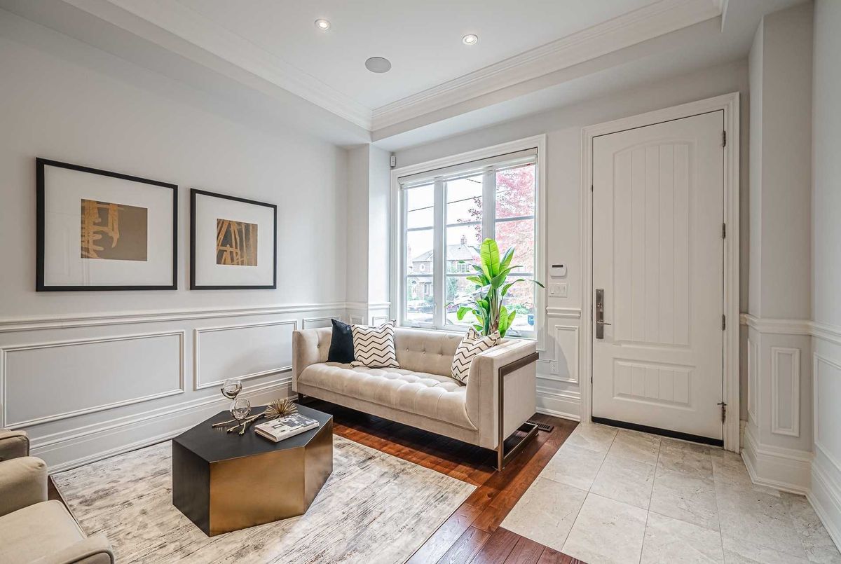56 Donlea Dr 56 Donlea Dr Toronto