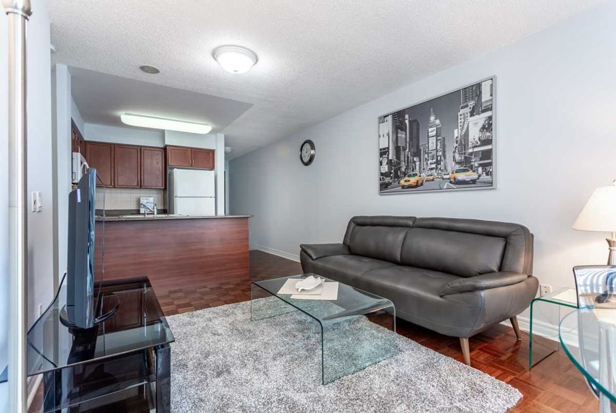 1916-18 Parkview Ave 1916-18 Parkview Ave Toronto