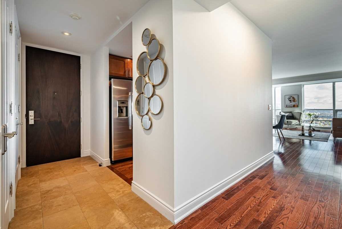 4403-761 Bay St 4403-761 Bay St Toronto