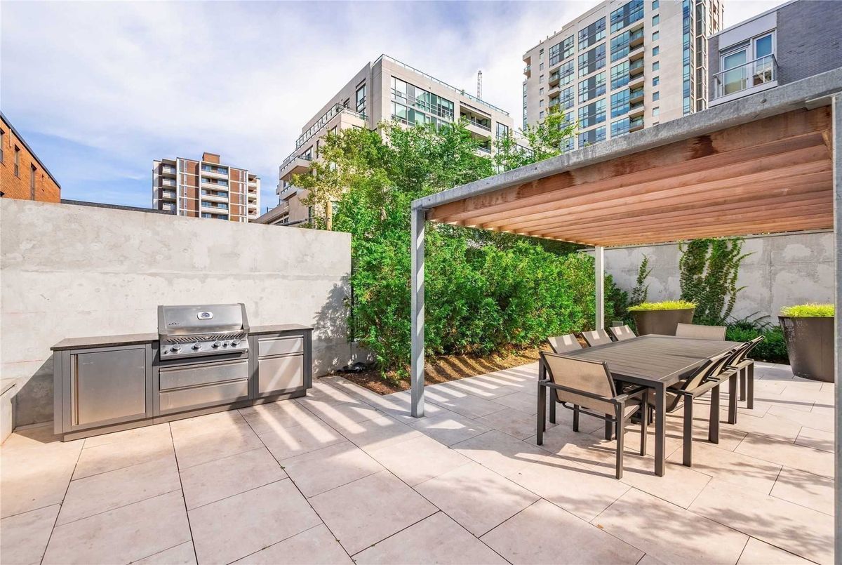 2104-101 Erskine Ave 2104-101 Erskine Ave Toronto
