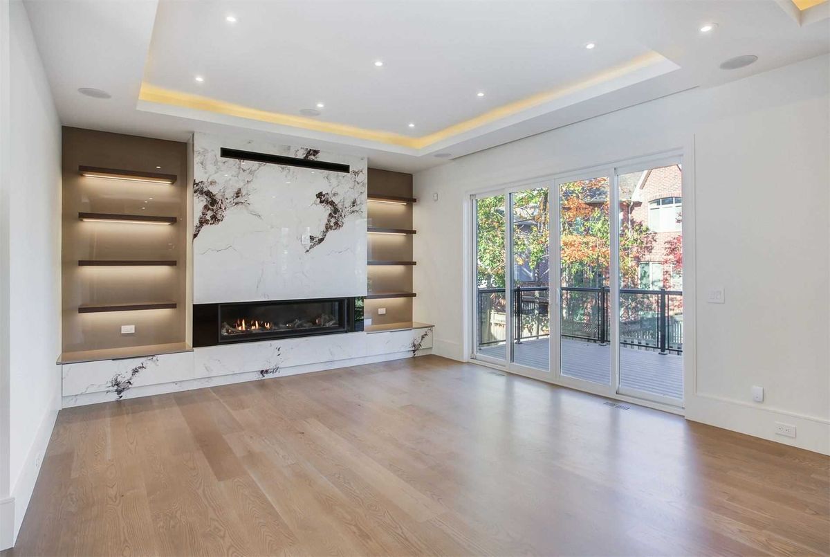 362B Greenfield Ave 362B Greenfield Ave Toronto