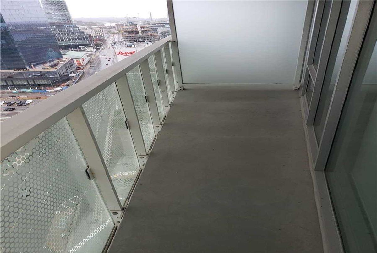 2307-15 Queens Quay E 2307-15 Queens Quay E Toronto
