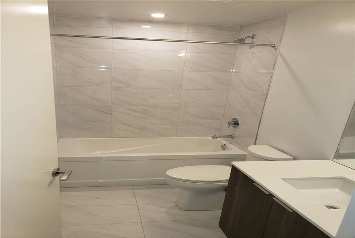 2307-15 Queens Quay E 2307-15 Queens Quay E Toronto