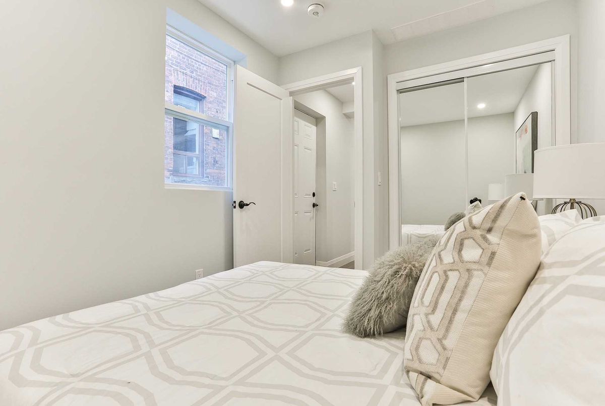 77 Foxley St 77 Foxley St Toronto