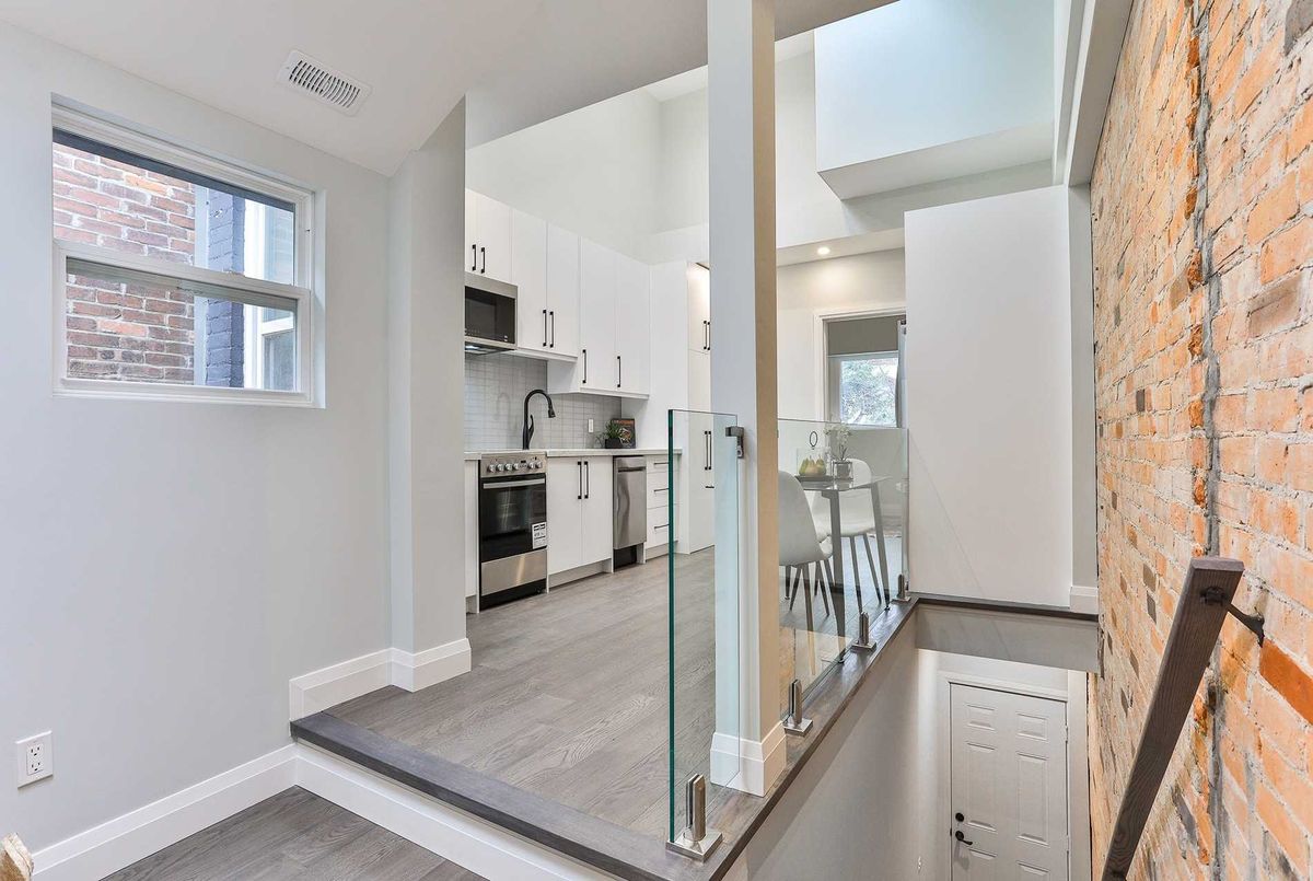 77 Foxley St 77 Foxley St Toronto