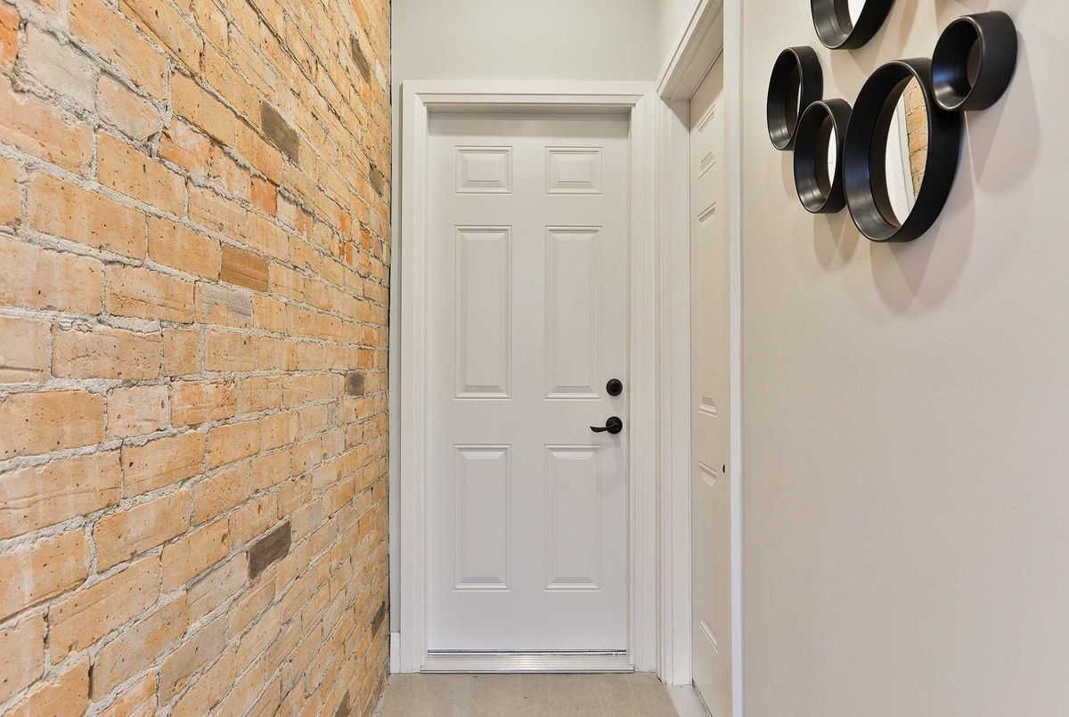 77 Foxley St 77 Foxley St Toronto