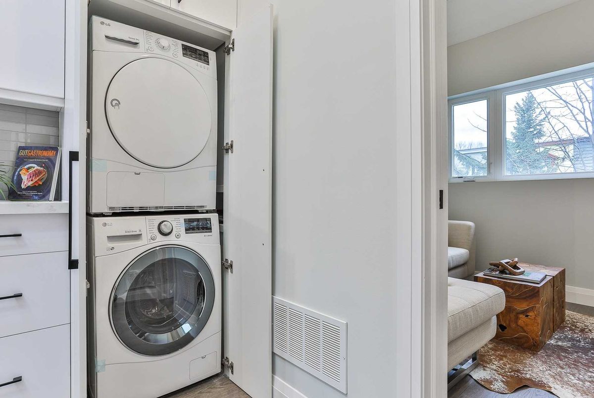 77 Foxley St 77 Foxley St Toronto