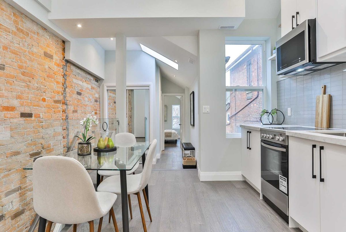 77 Foxley St 77 Foxley St Toronto