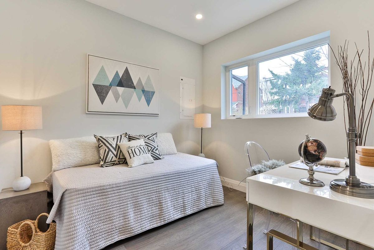 77 Foxley St 77 Foxley St Toronto