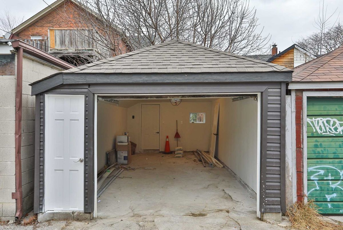 77 Foxley St 77 Foxley St Toronto