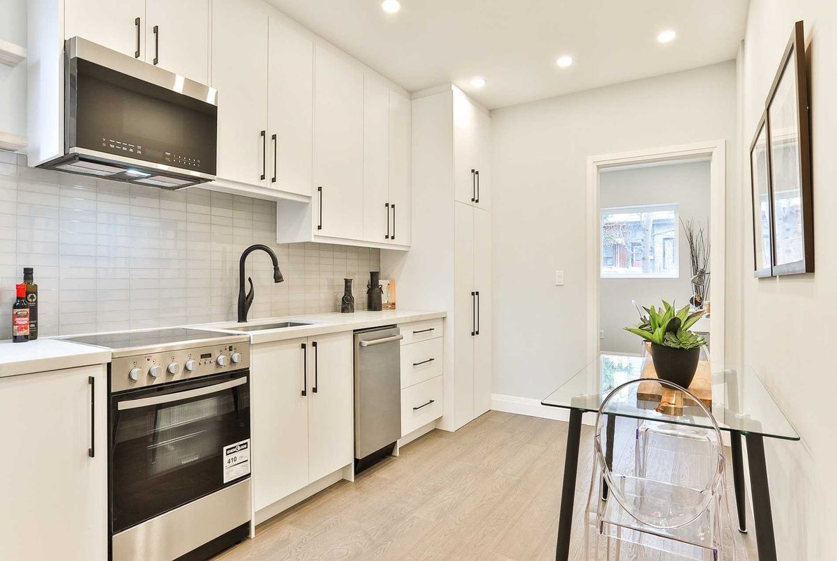 77 Foxley St 77 Foxley St Toronto