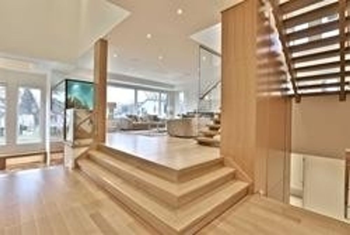 img-gallery