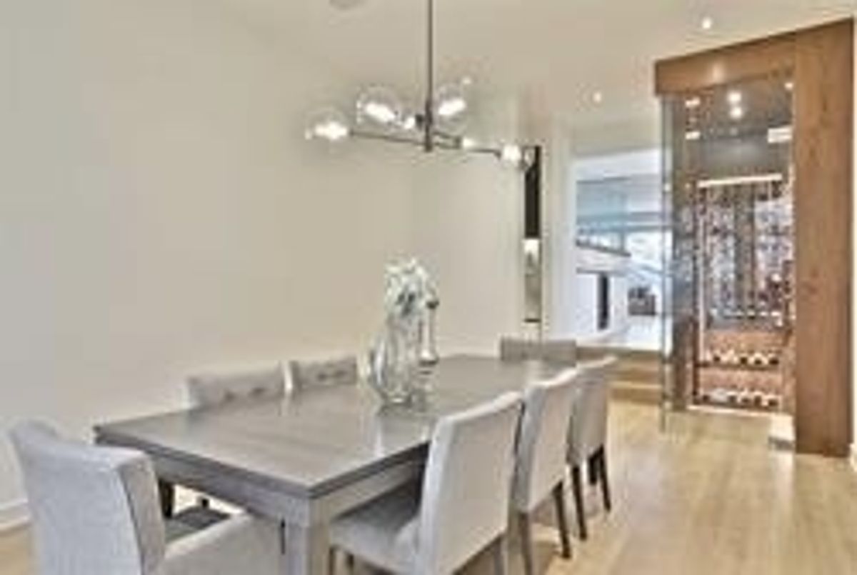img-gallery