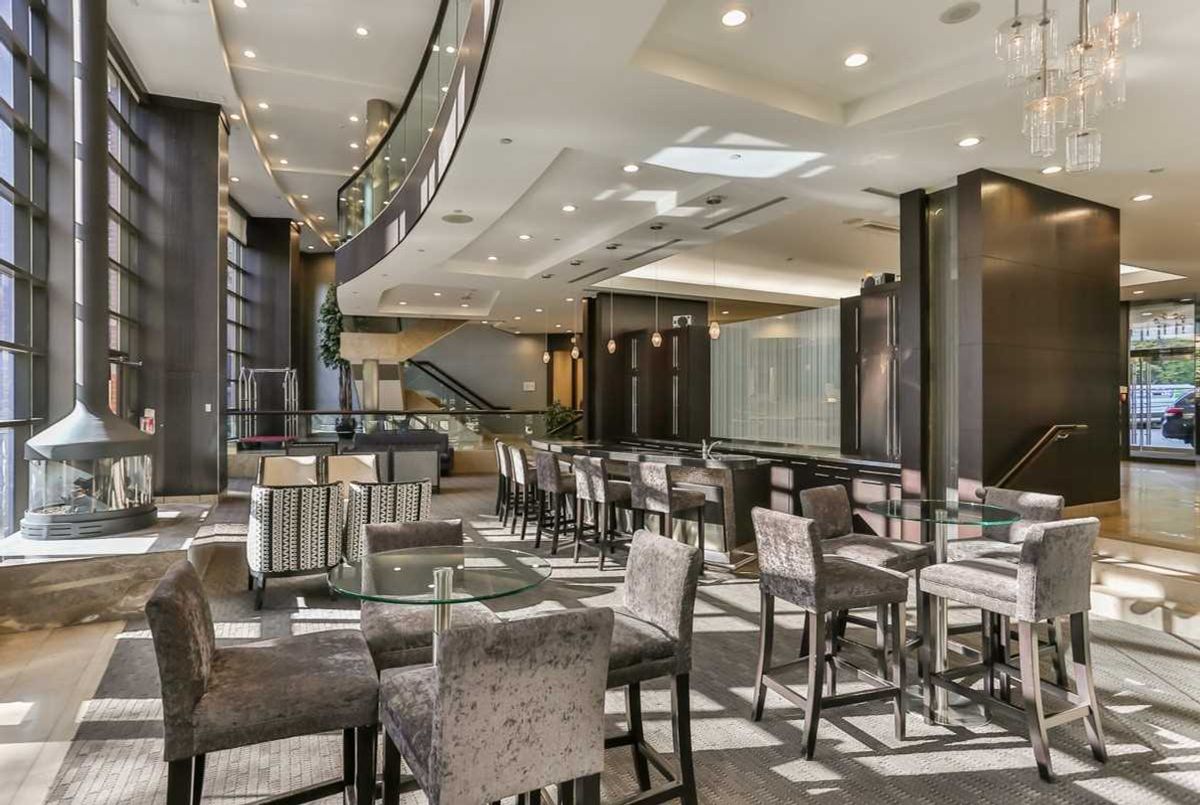 img-gallery