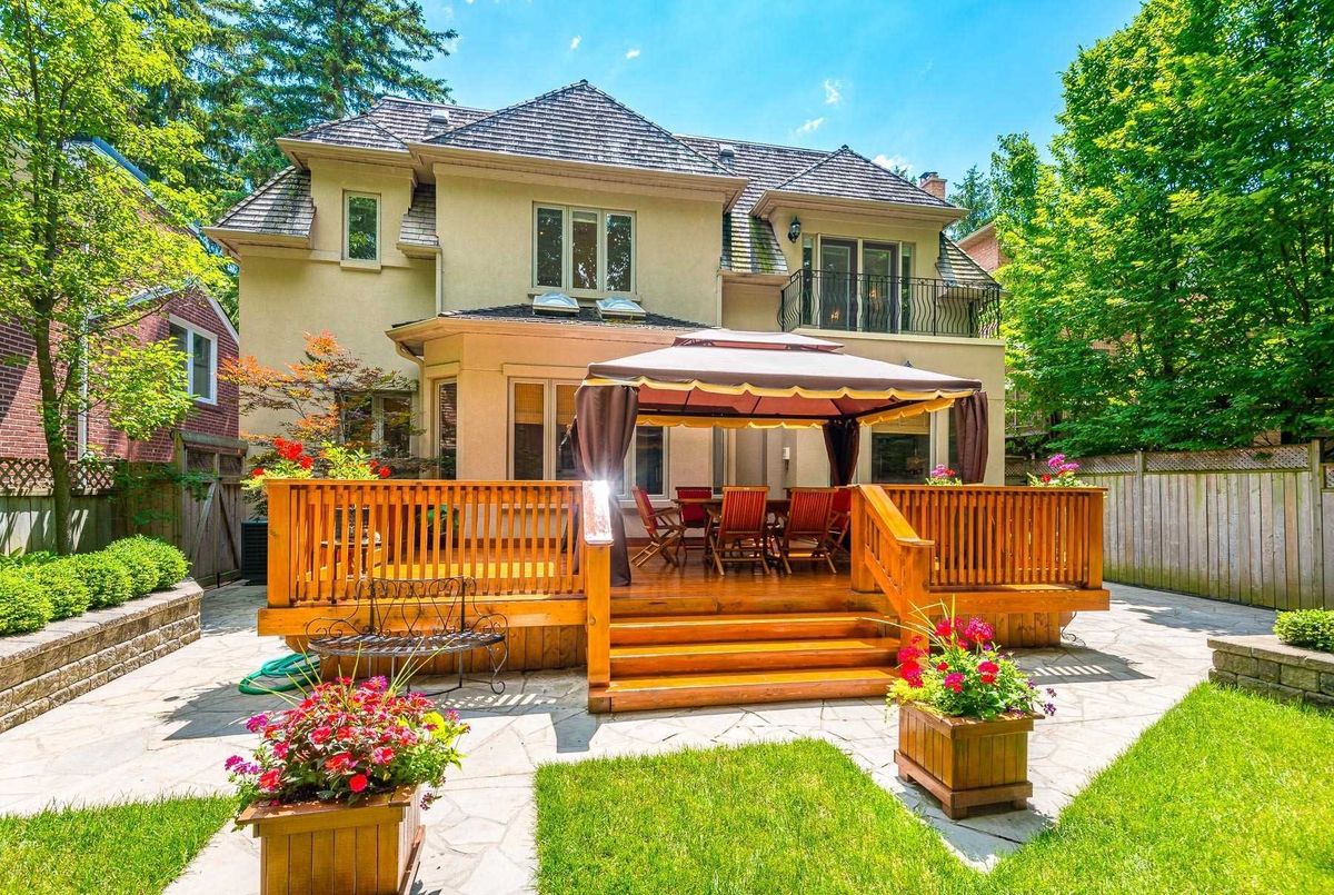 4 Ivor Rd 4 Ivor Rd Toronto