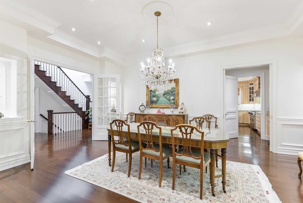 4 Ivor Rd 4 Ivor Rd Toronto