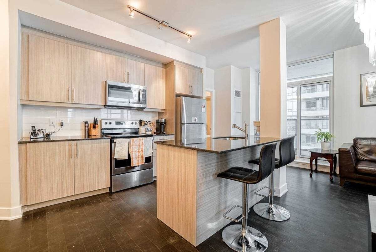 1106-1486 Bathurst St 1106-1486 Bathurst St Toronto