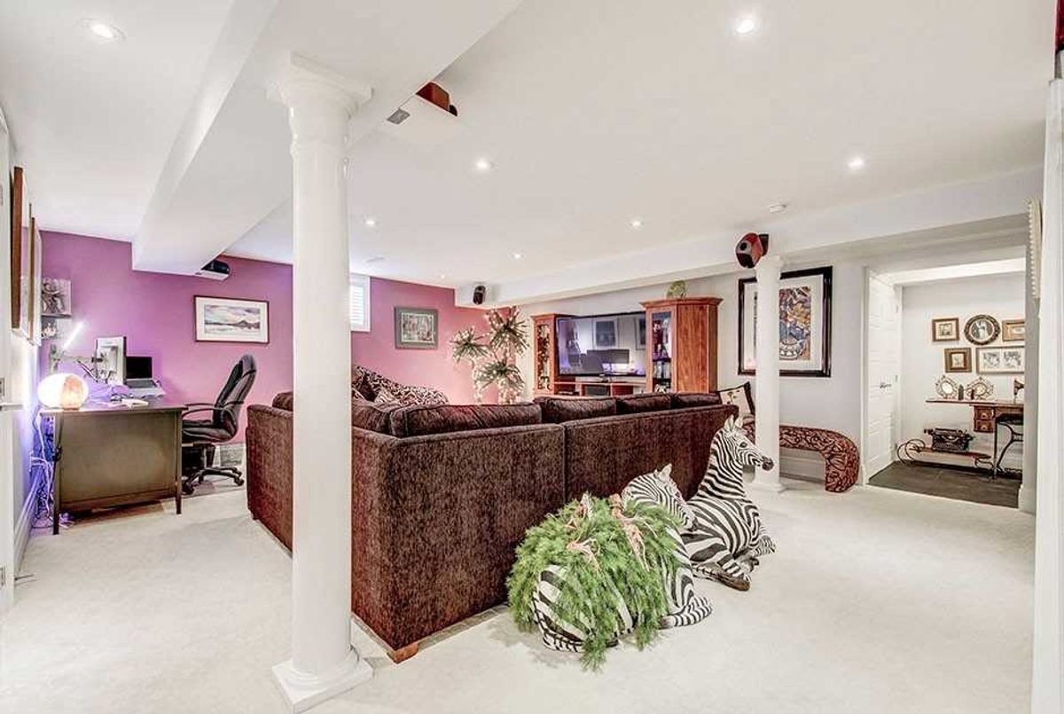 img-gallery