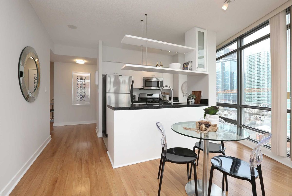 1008-3 Navy Wharf Crt 1008-3 Navy Wharf Crt Toronto