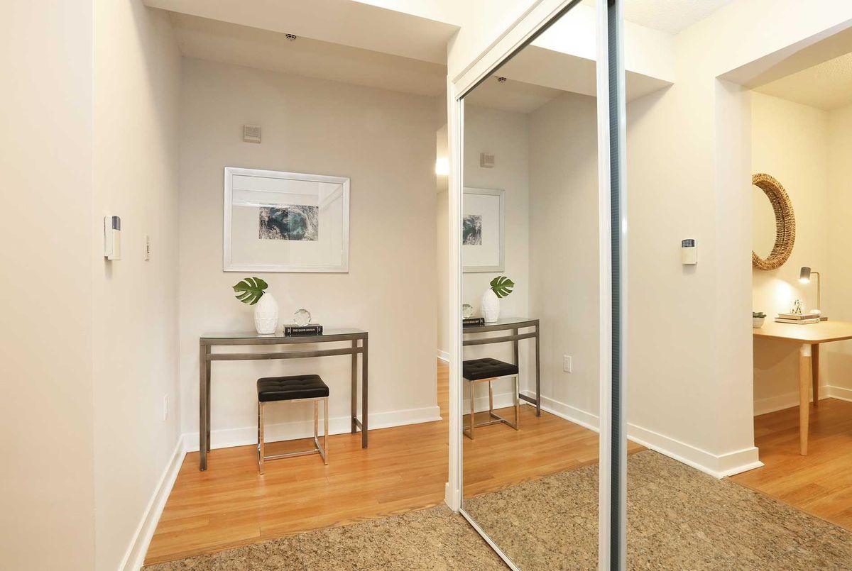 1008-3 Navy Wharf Crt 1008-3 Navy Wharf Crt Toronto