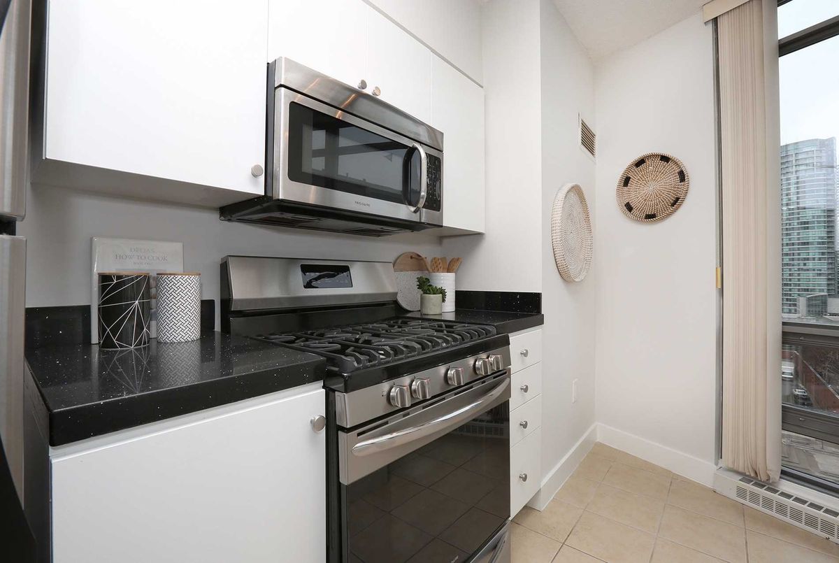 1008-3 Navy Wharf Crt 1008-3 Navy Wharf Crt Toronto