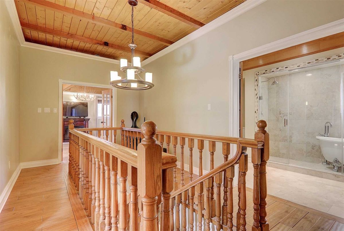 222 Wilfred Ave 222 Wilfred Ave Toronto