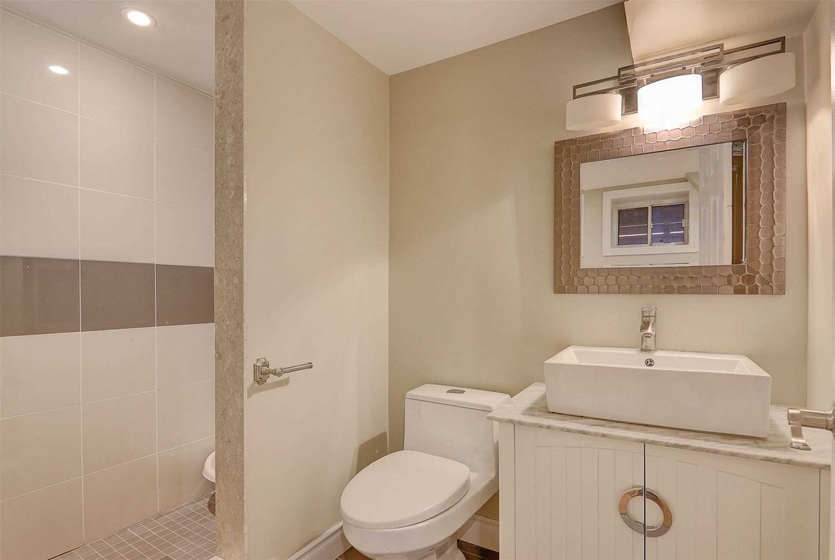 222 Wilfred Ave 222 Wilfred Ave Toronto