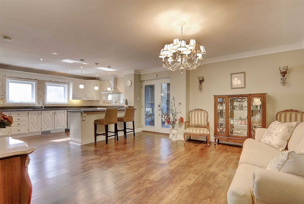 222 Wilfred Ave 222 Wilfred Ave Toronto