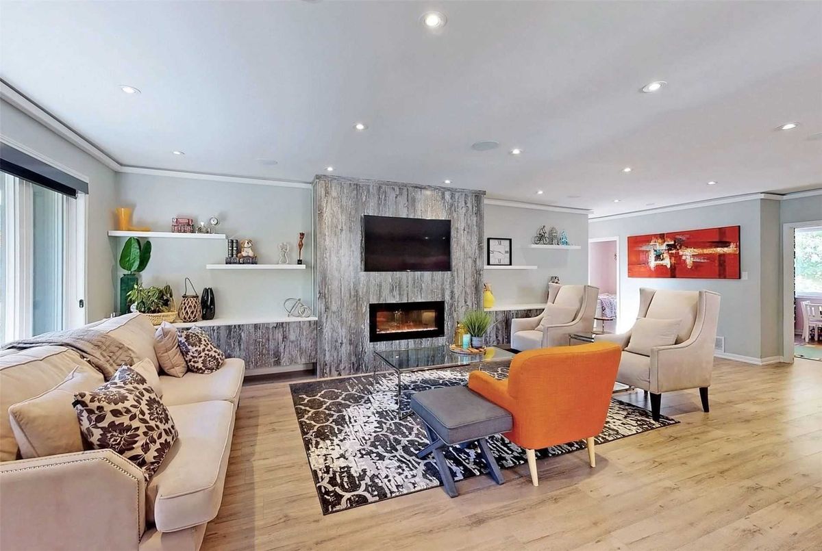 182 Princess Ave 182 Princess Ave Toronto
