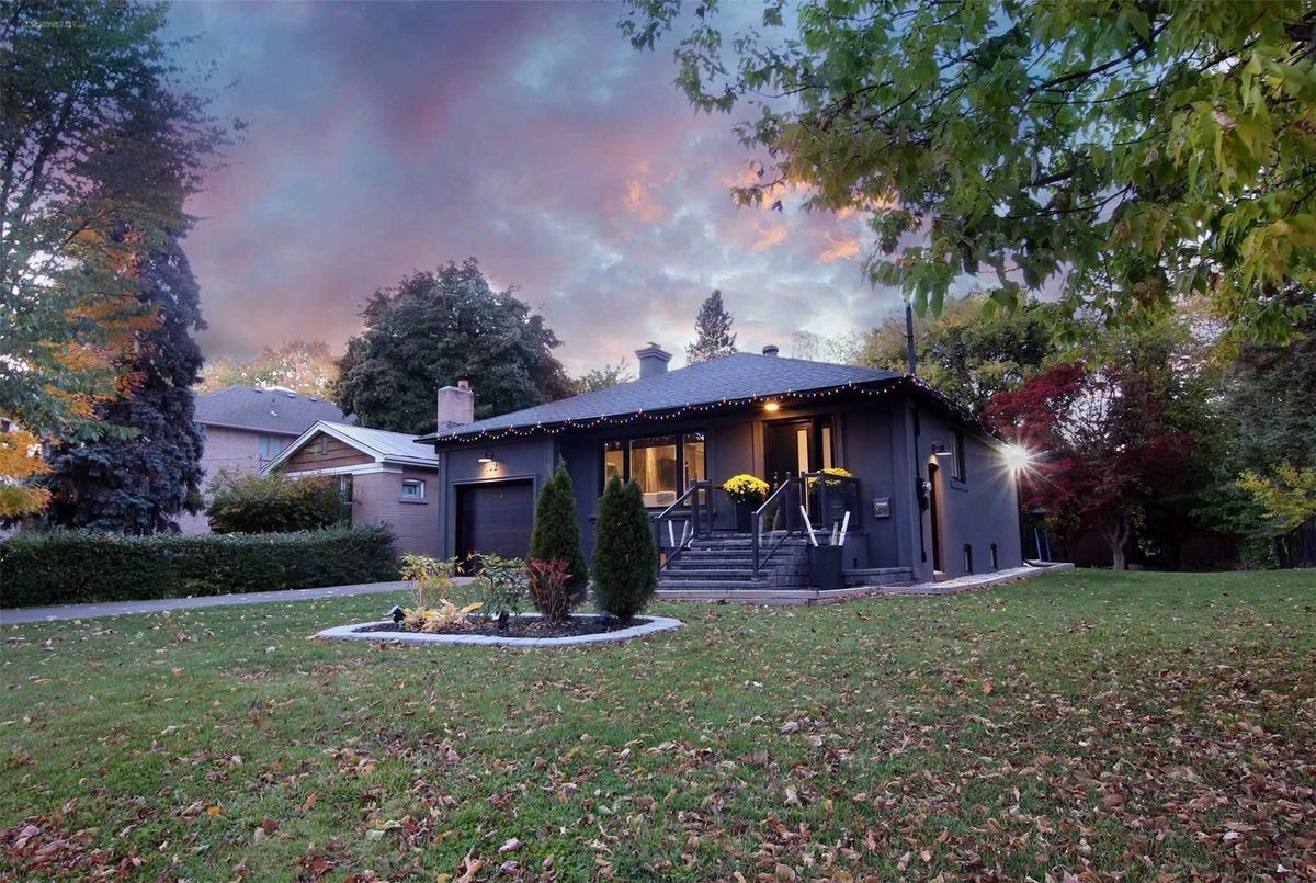 182 Princess Ave 182 Princess Ave Toronto