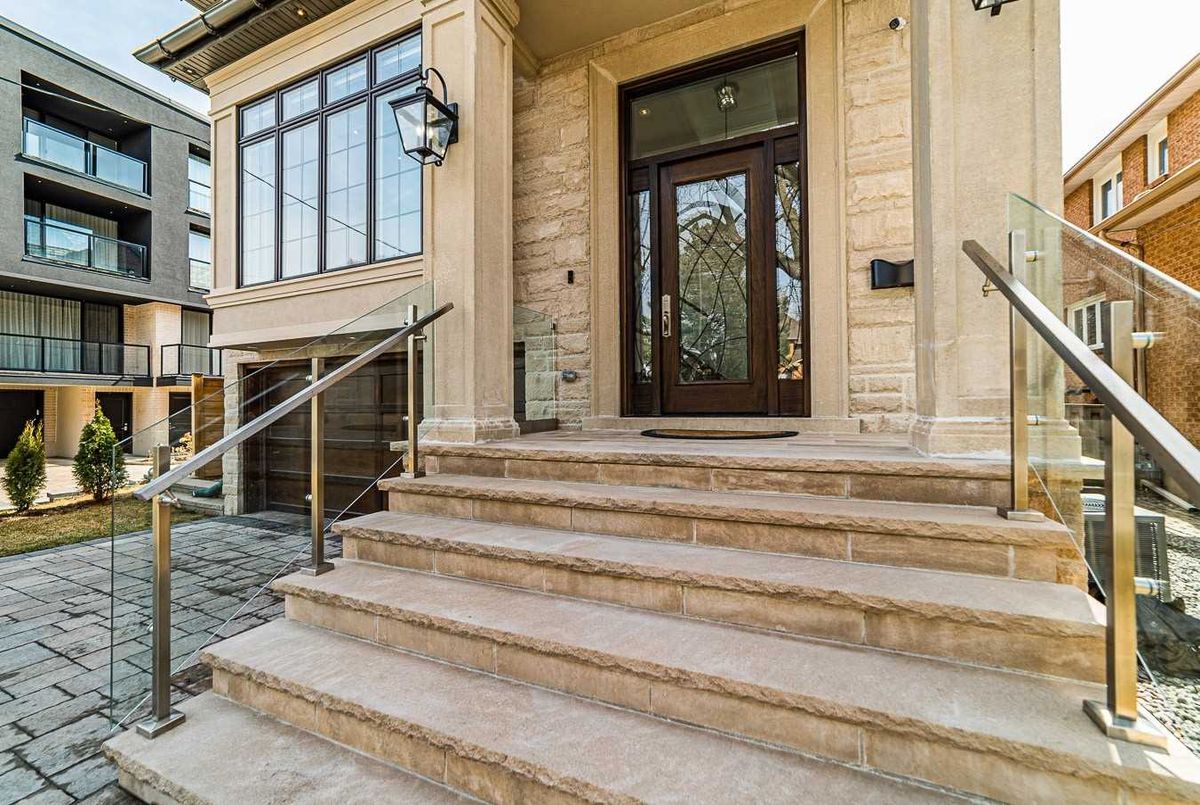 351 Mckee Ave 351 Mckee Ave Toronto