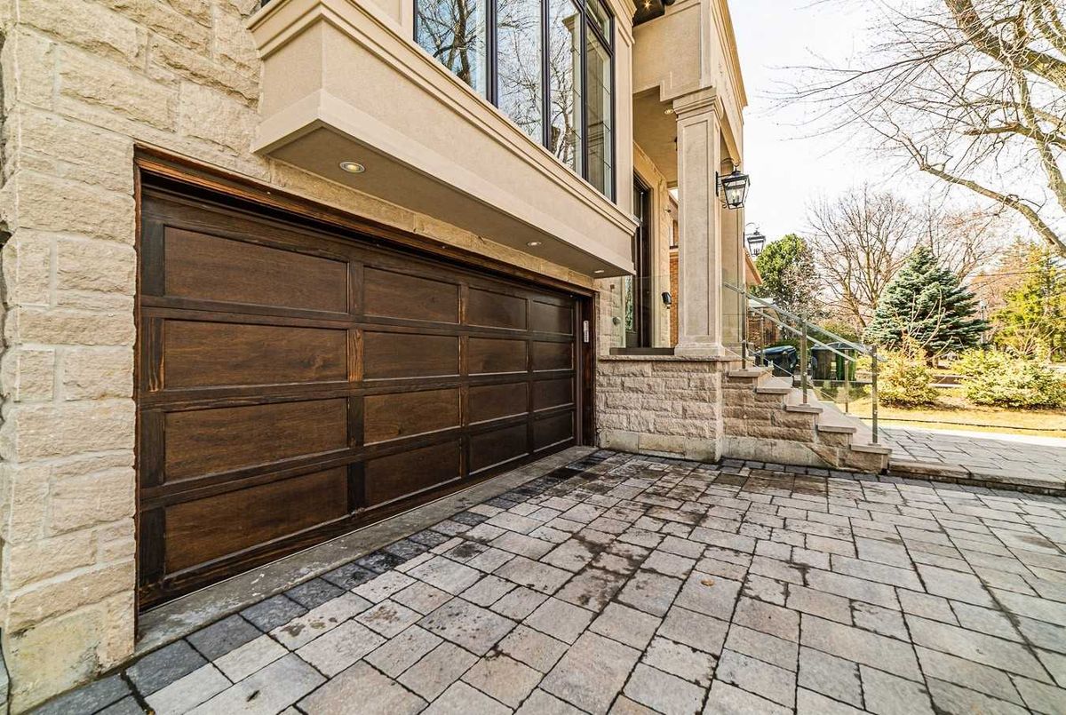 351 Mckee Ave 351 Mckee Ave Toronto