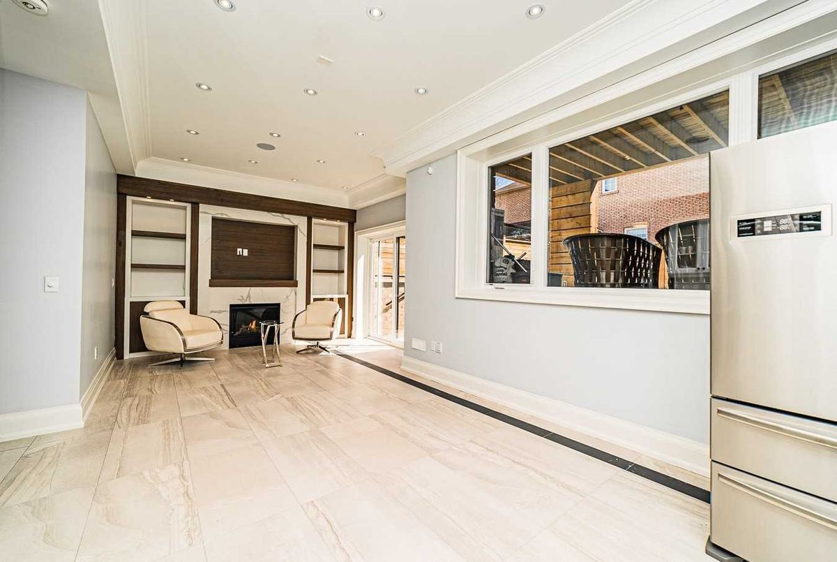351 Mckee Ave 351 Mckee Ave Toronto