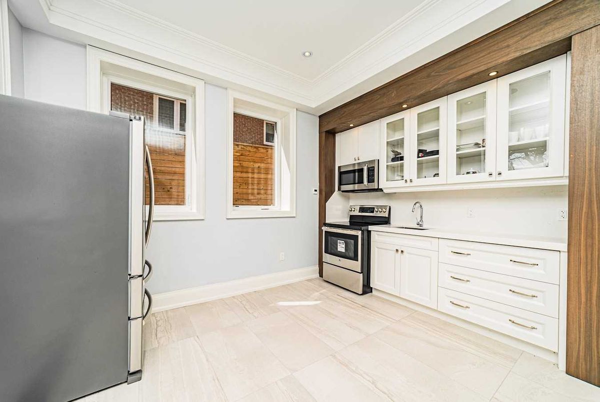 351 Mckee Ave 351 Mckee Ave Toronto