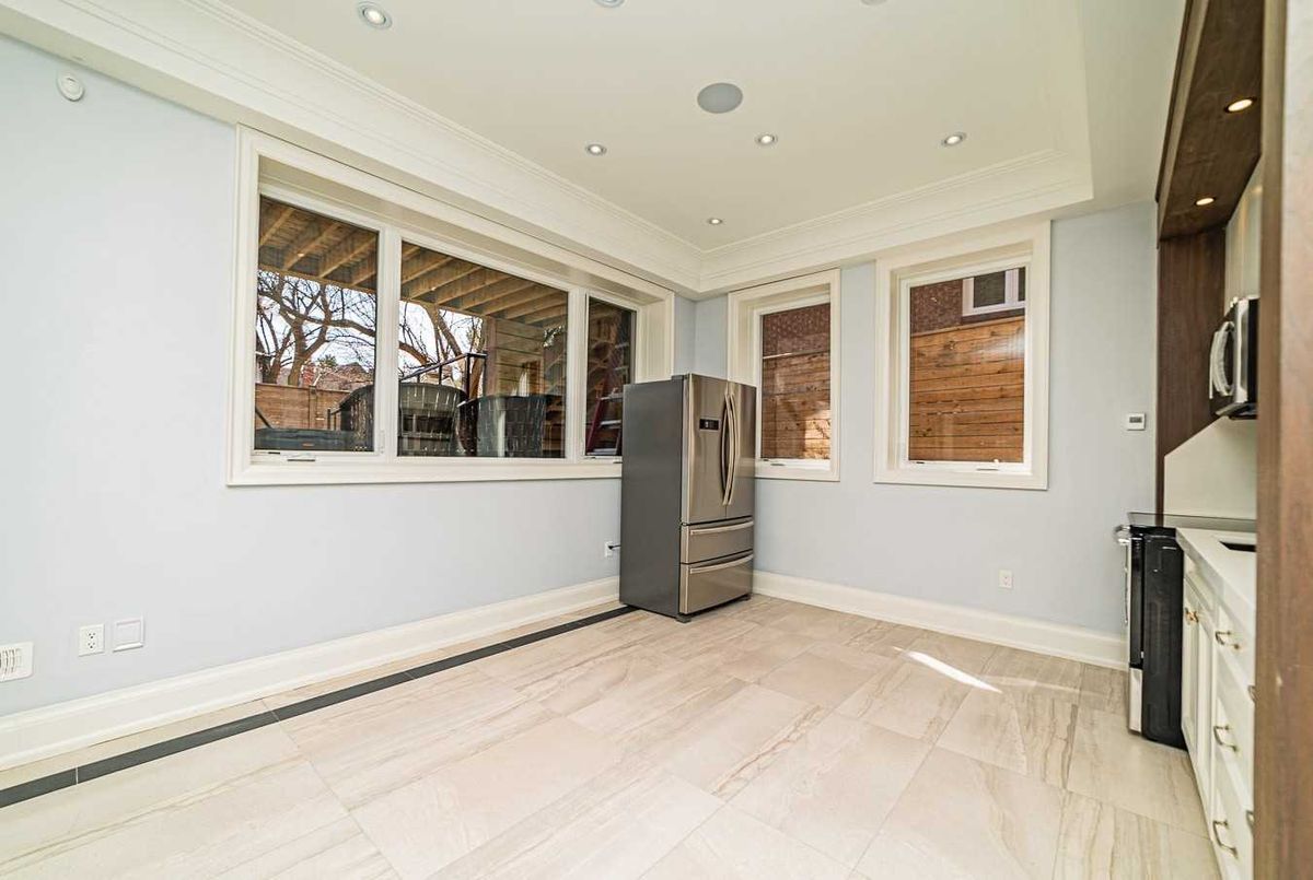 351 Mckee Ave 351 Mckee Ave Toronto