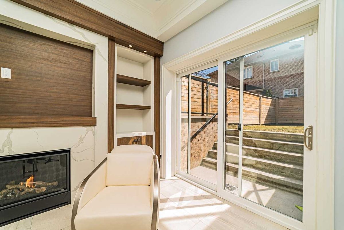 351 Mckee Ave 351 Mckee Ave Toronto