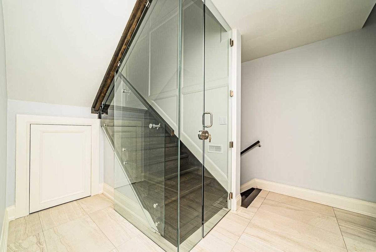 351 Mckee Ave 351 Mckee Ave Toronto
