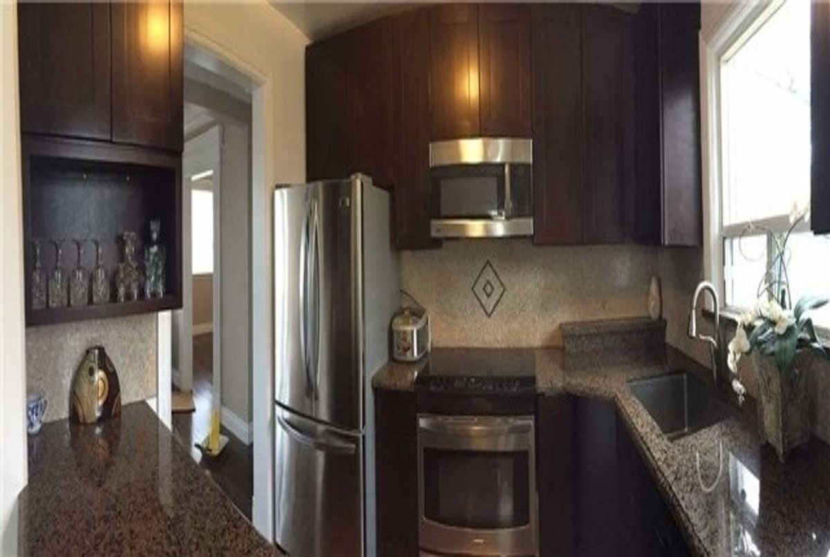 134 Avondale Ave 134 Avondale Ave Toronto