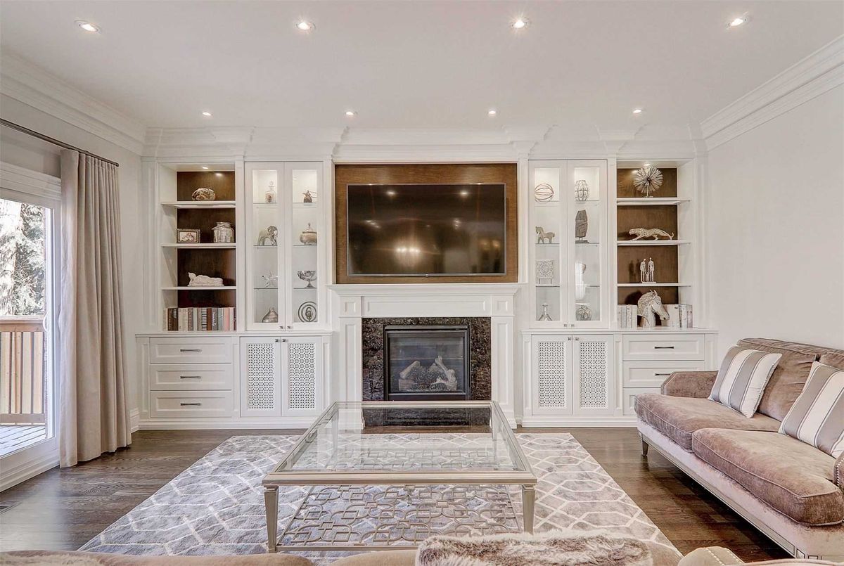 208 Dunview Ave 208 Dunview Ave Toronto