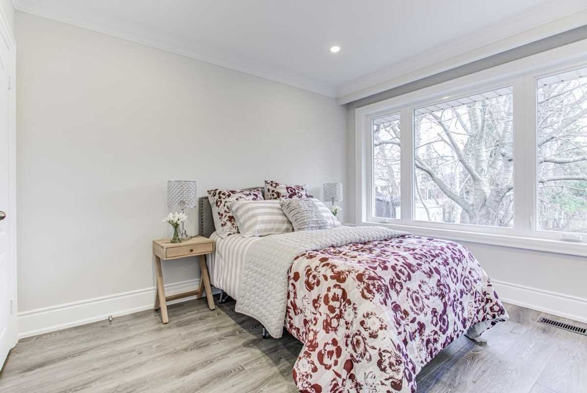 129 Betty Ann Dr 129 Betty Ann Dr Toronto