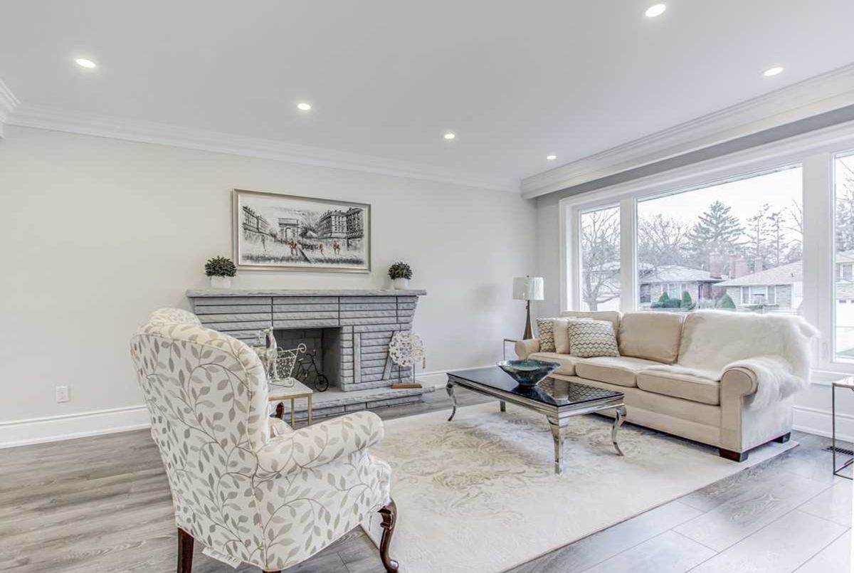 129 Betty Ann Dr 129 Betty Ann Dr Toronto