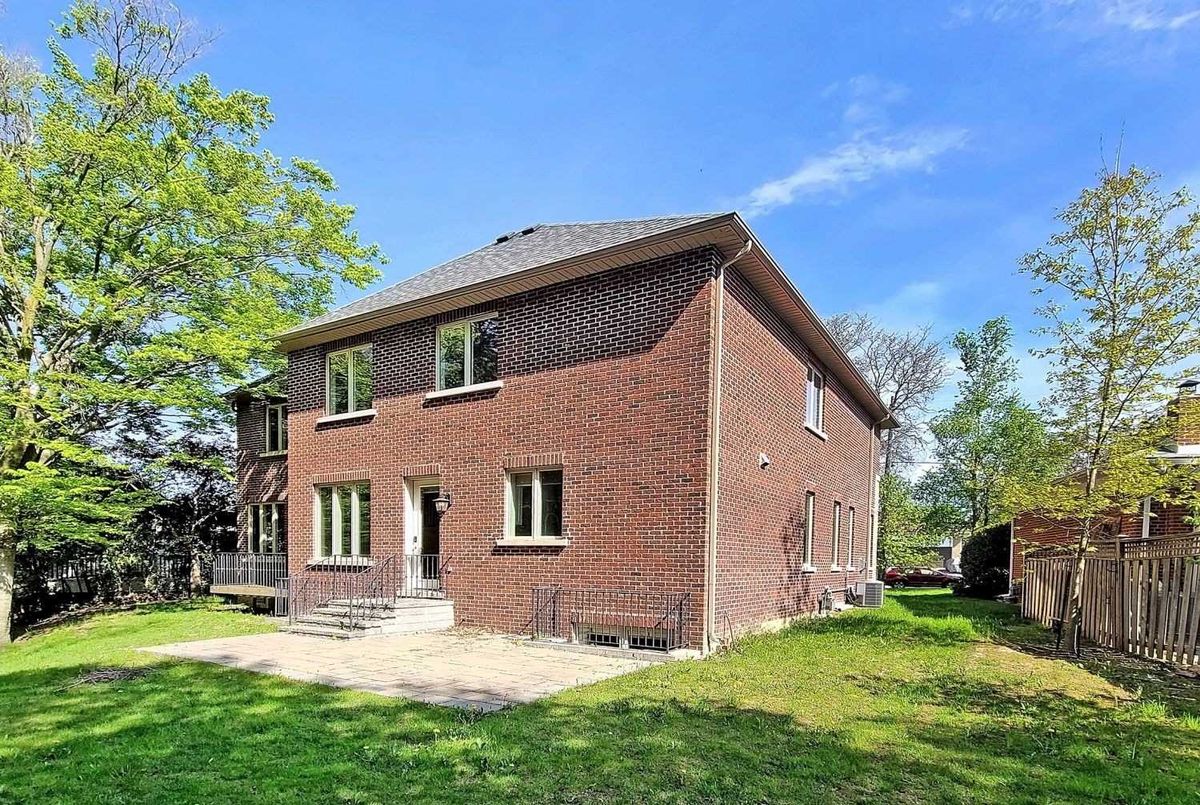 29 Christine Cres 29 Christine Cres Toronto