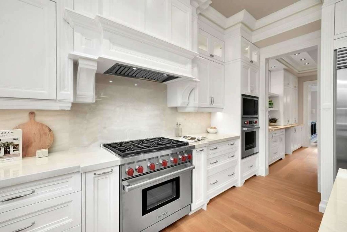 523 Vesta Dr 523 Vesta Dr Toronto