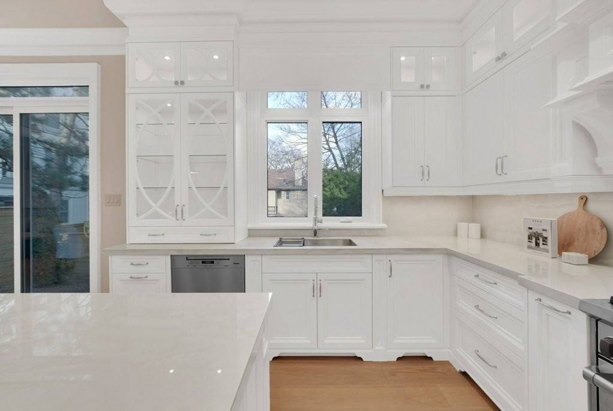 523 Vesta Dr 523 Vesta Dr Toronto