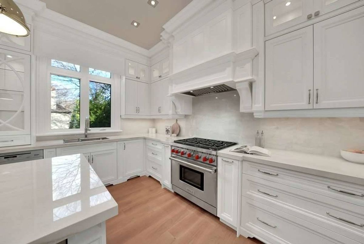 523 Vesta Dr 523 Vesta Dr Toronto