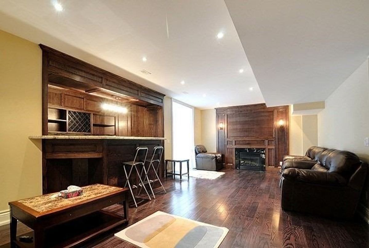 img-gallery