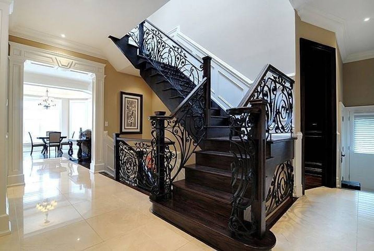 img-gallery