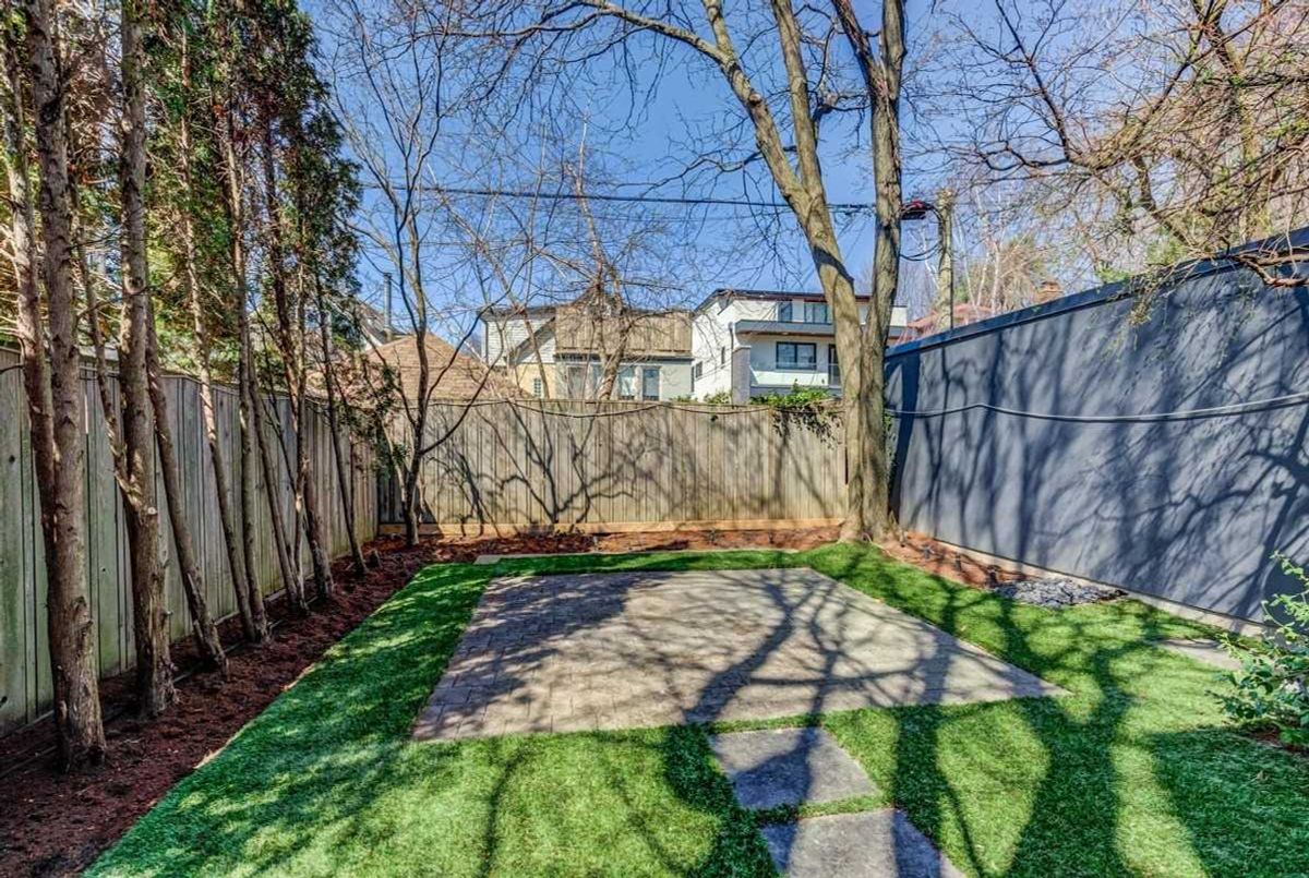 40 Thelma Ave 40 Thelma Ave Toronto