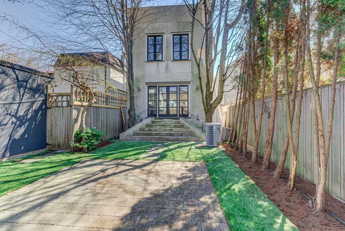 40 Thelma Ave 40 Thelma Ave Toronto